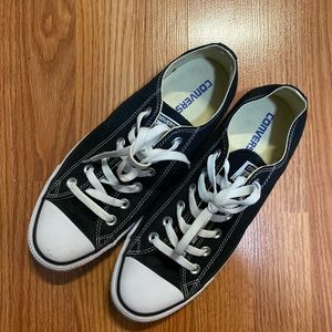 Converse Low tops